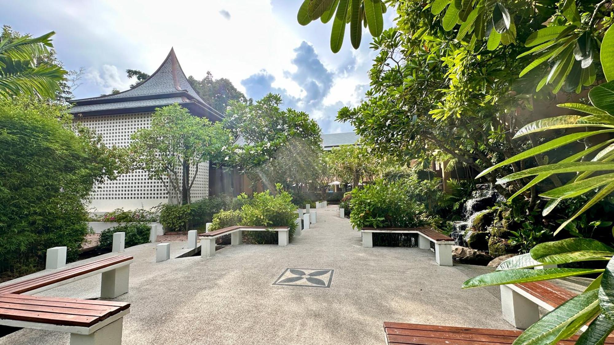 Deva Beach Resort Samui Choeng Mon Exterior photo