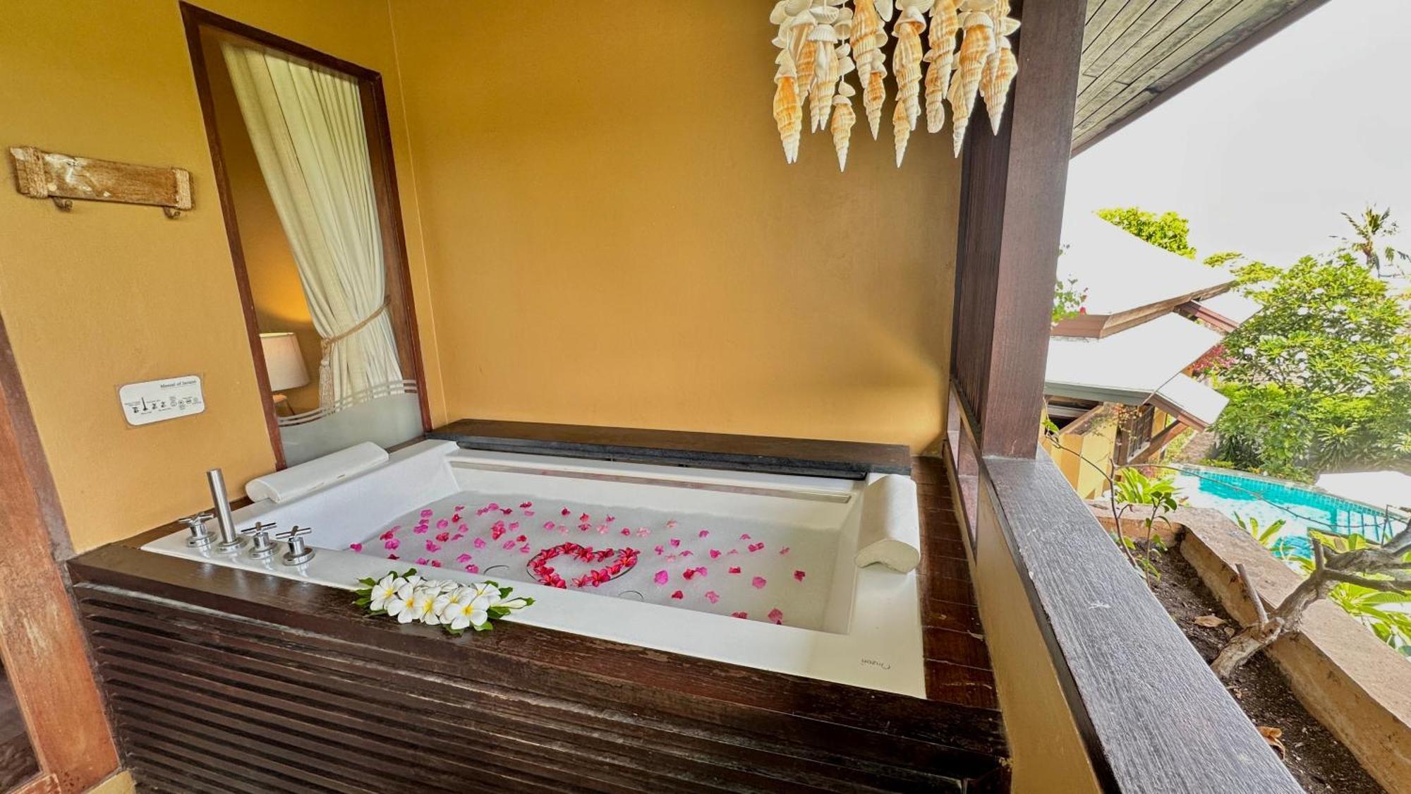 Deva Beach Resort Samui Choeng Mon Exterior photo